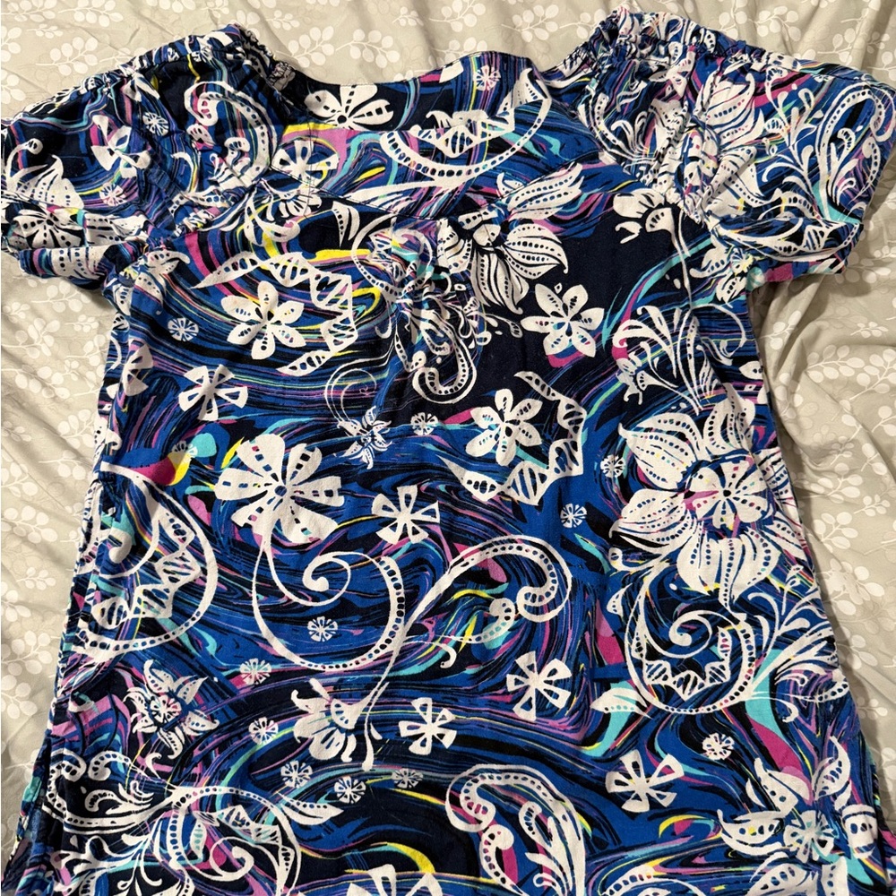 Scrubology Floral Patterned Scrub Top
